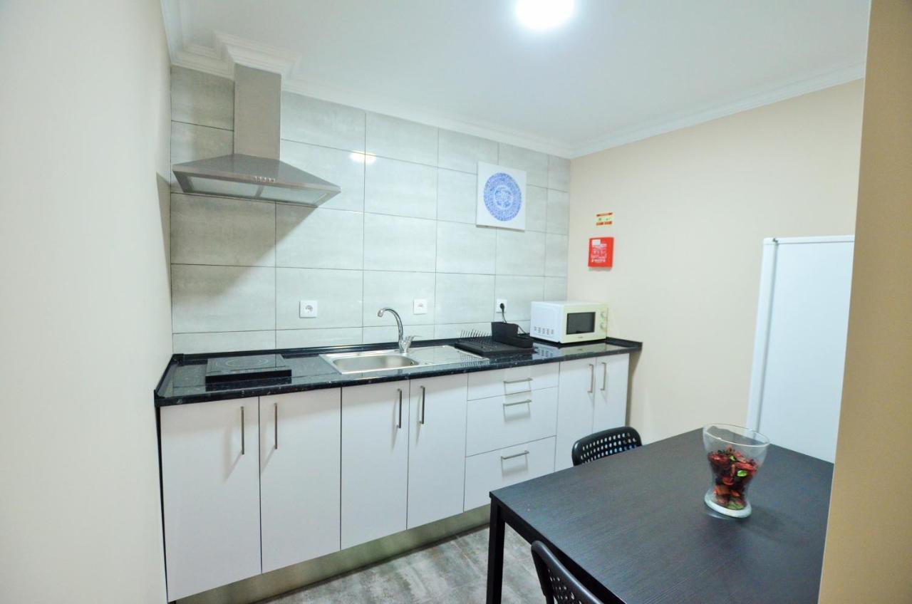 Suites & Apartments - Dp Setubal Bagian luar foto
